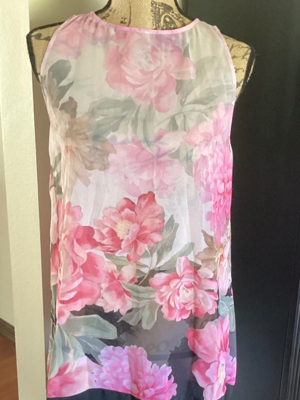 Ted Baker London Women’s Adisonn Painted Posie Sheer Beach Cover Sz Small